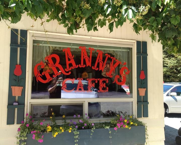 Granny's Cafe & Kitchen